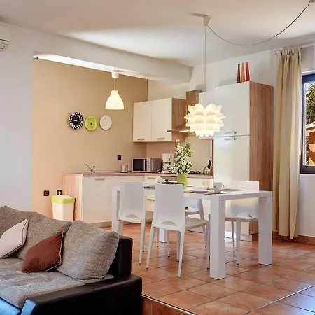 Modernes 700 Meter Apartmán *